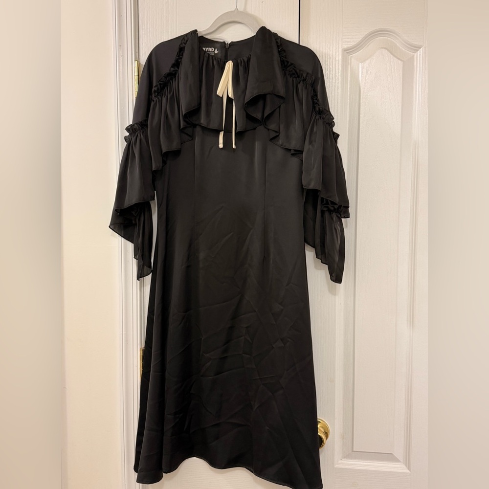 Women’s midi black satin dress size M. Brand BYRD